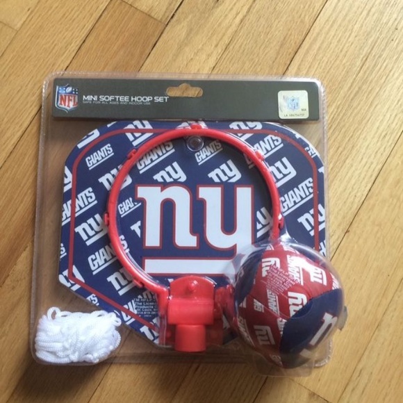 NY GIANTS FAN BUNDLE! 🏈 - Picture 2 of 7